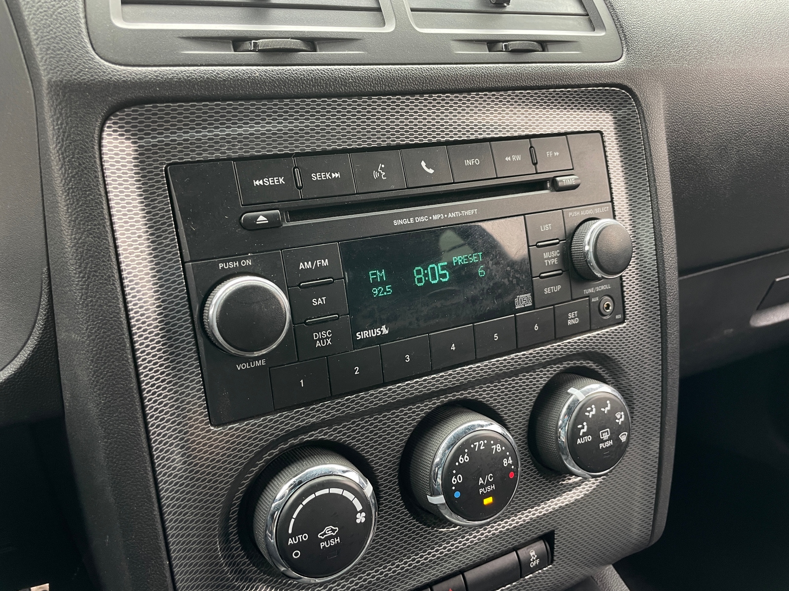 Thumbnail: 2014 Dodge Challenger - 3