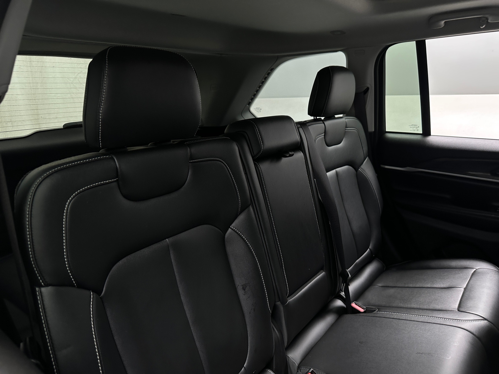 Thumbnail: 2023 Jeep Grand Cherokee - 5