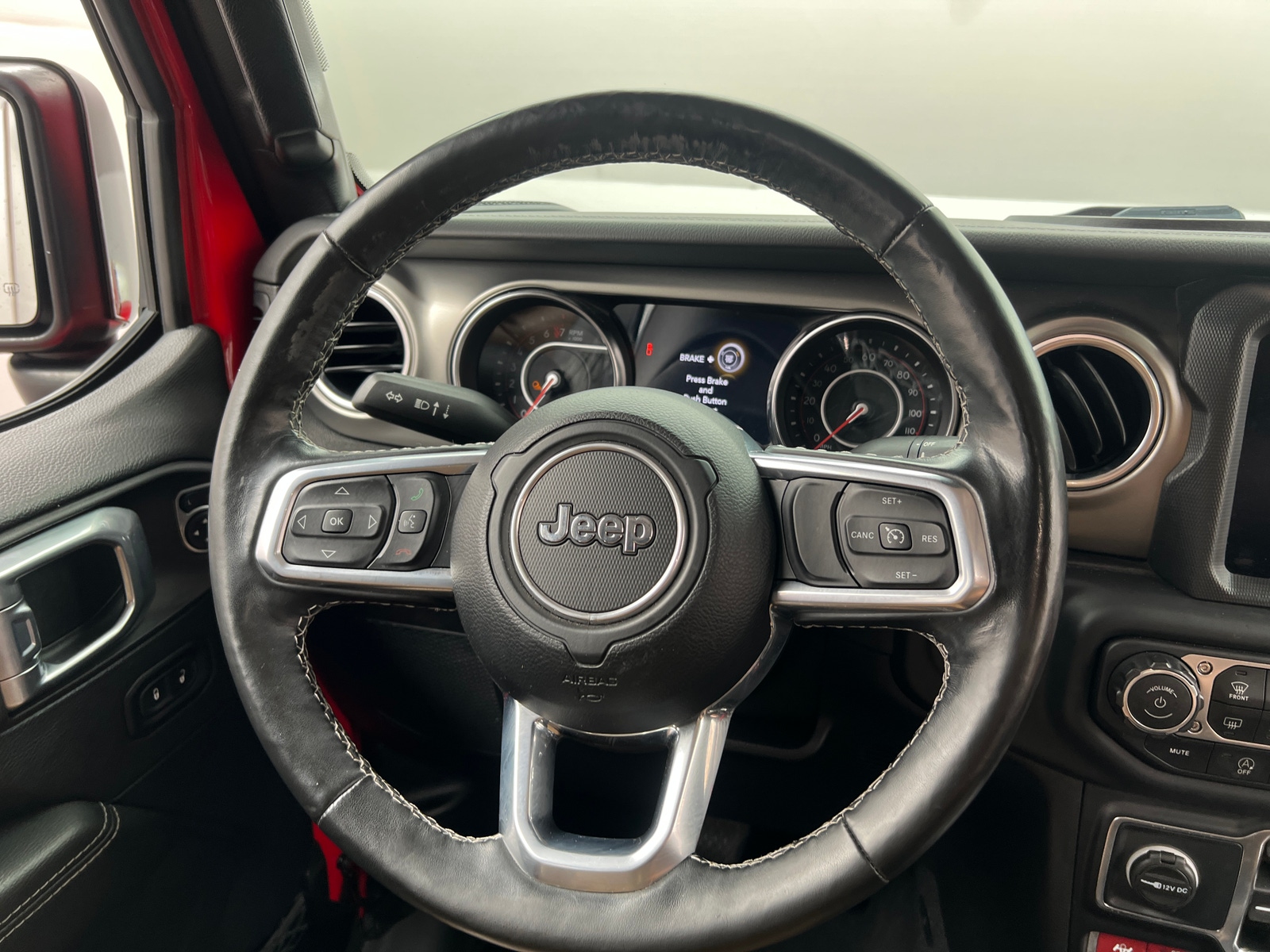 Thumbnail: 2021 Jeep Gladiator - 4