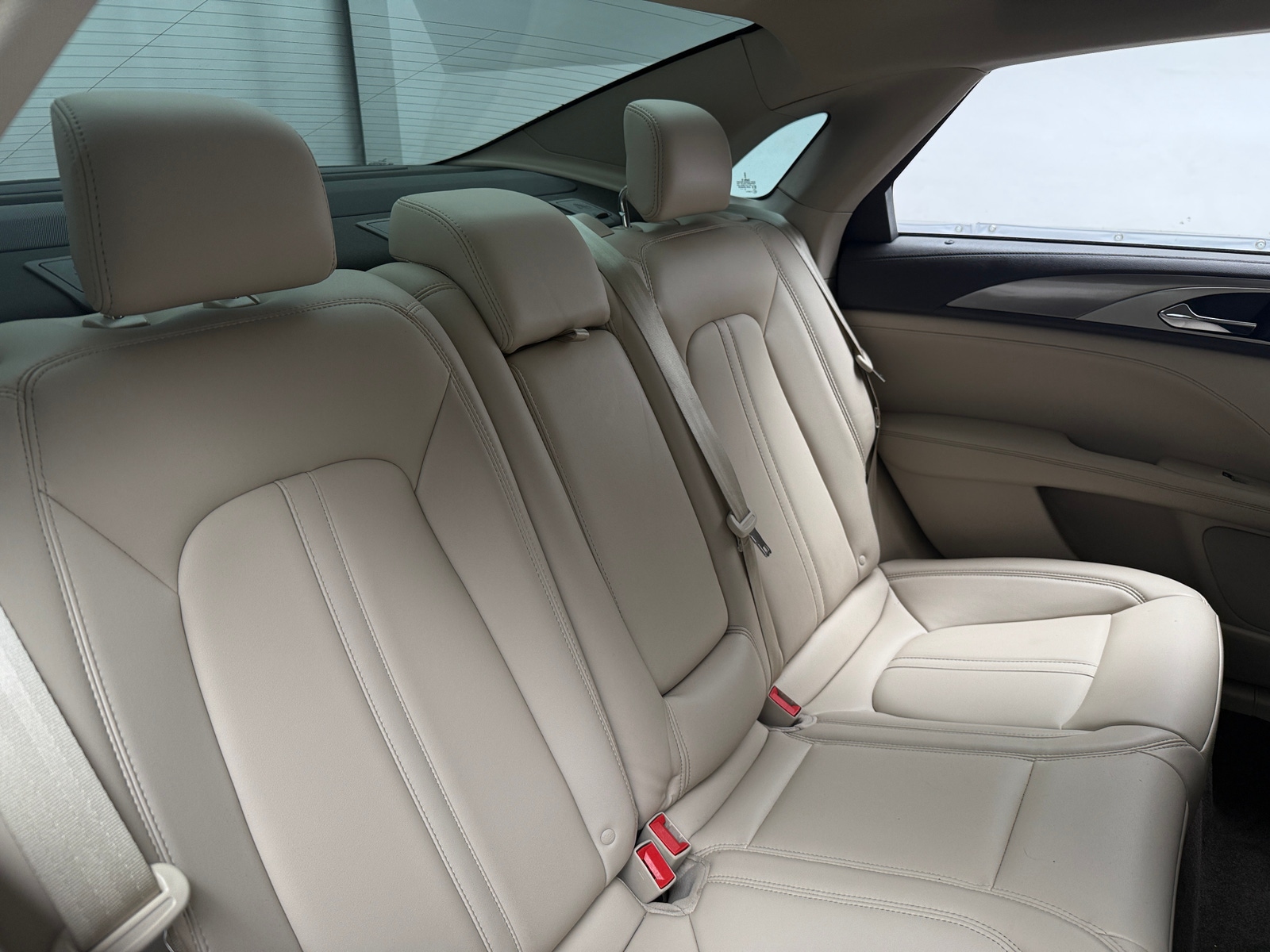 Thumbnail: 2017 Lincoln MKZ - 5
