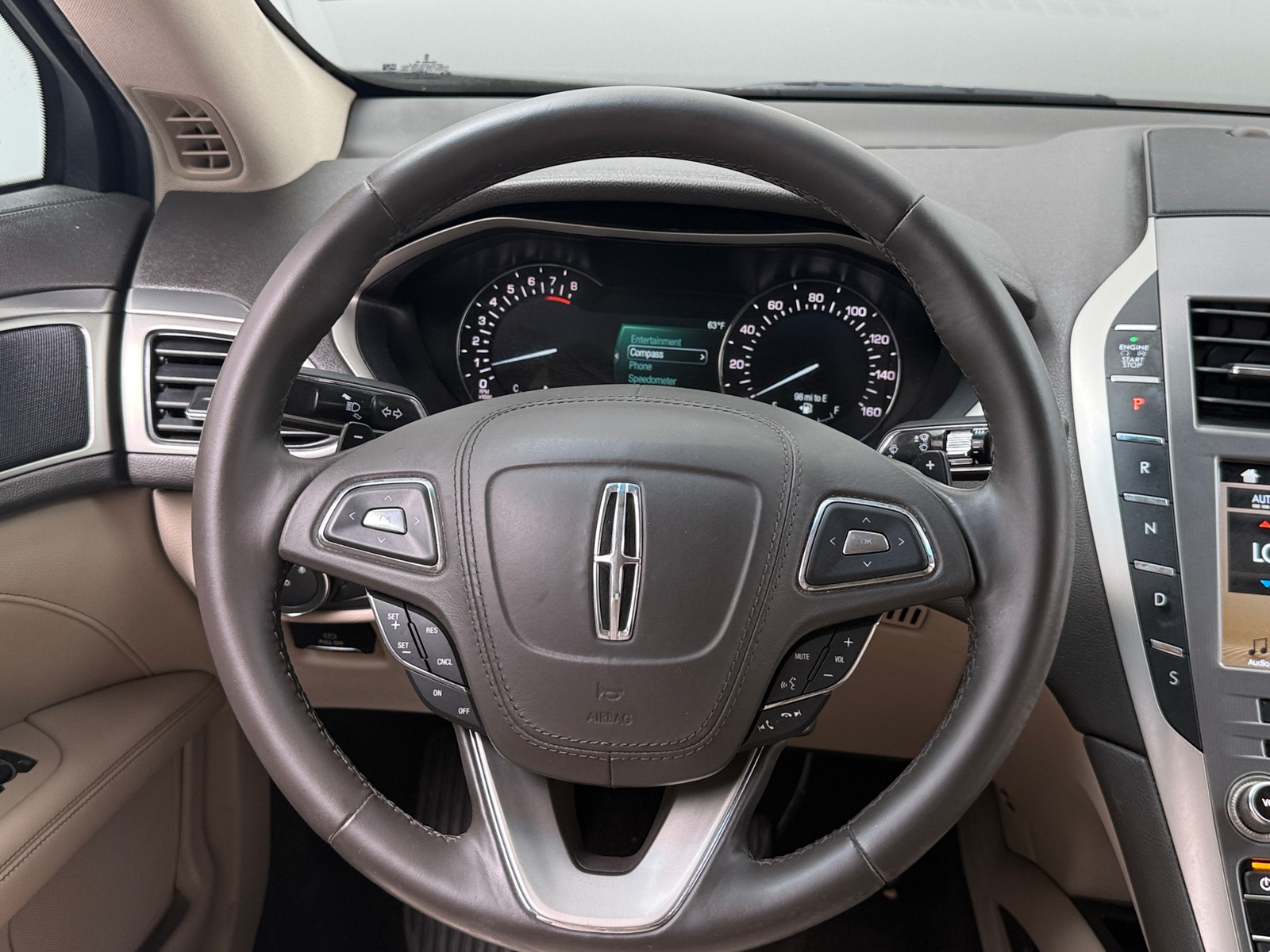 Thumbnail: 2017 Lincoln MKZ - 4