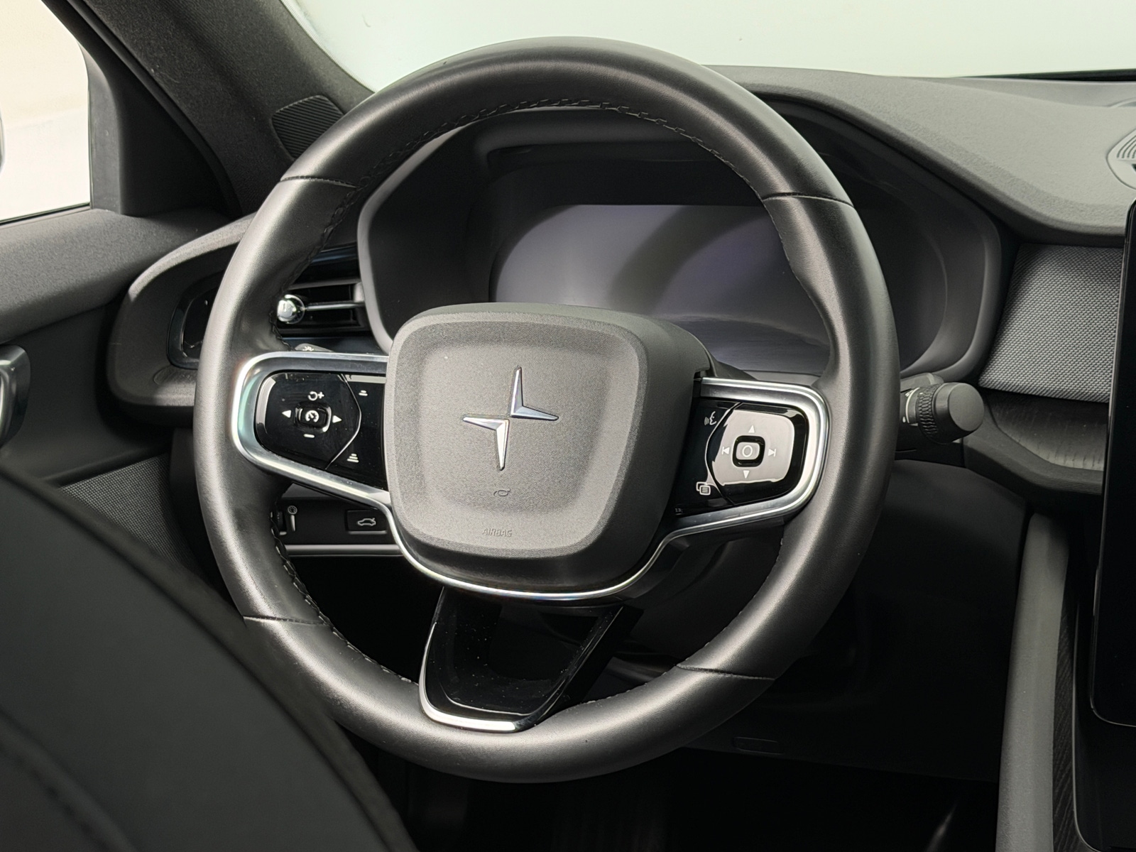 Thumbnail: 2021 Polestar 2 - 5
