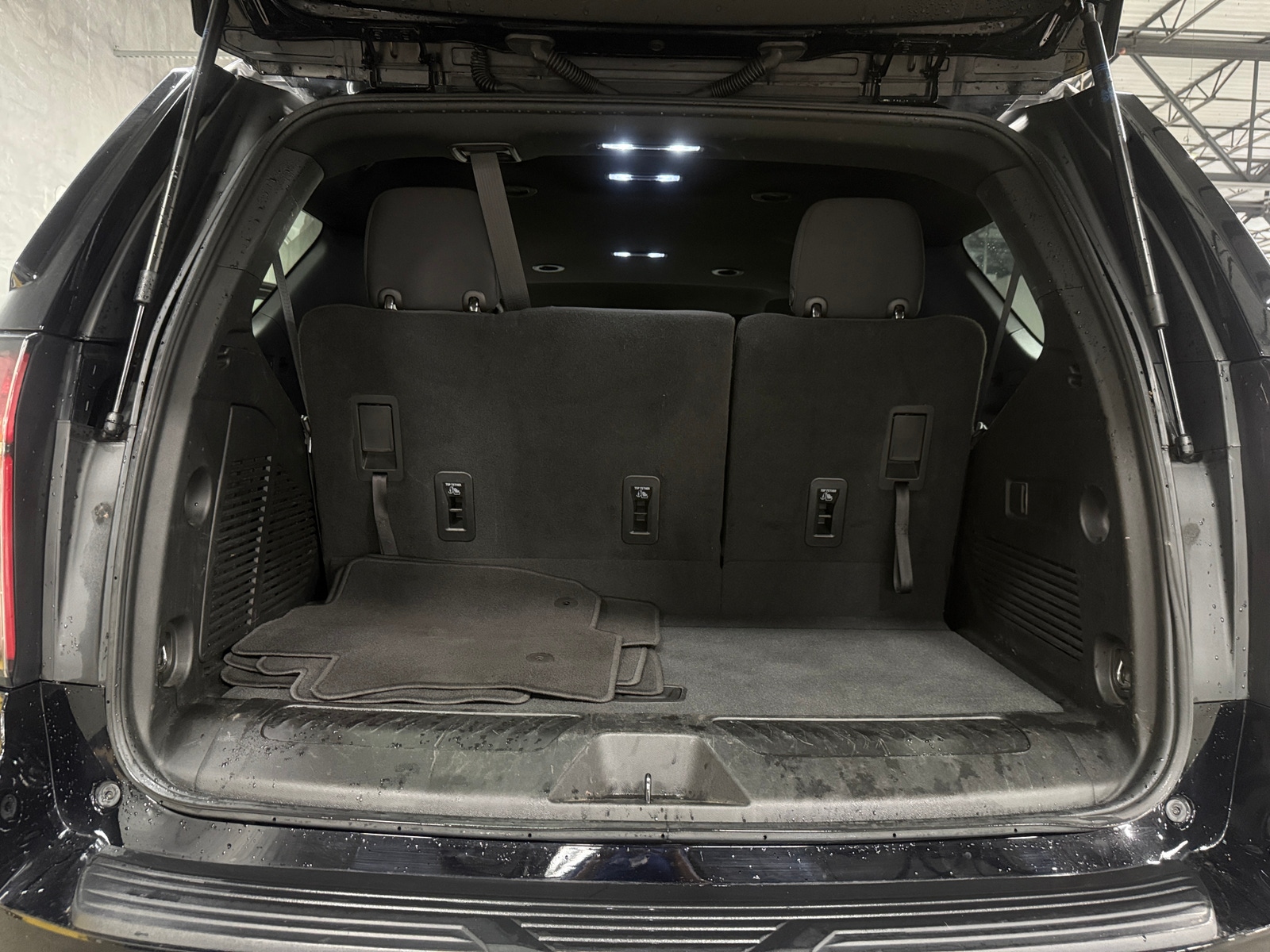 Thumbnail: 2023 Chevrolet Tahoe - 7