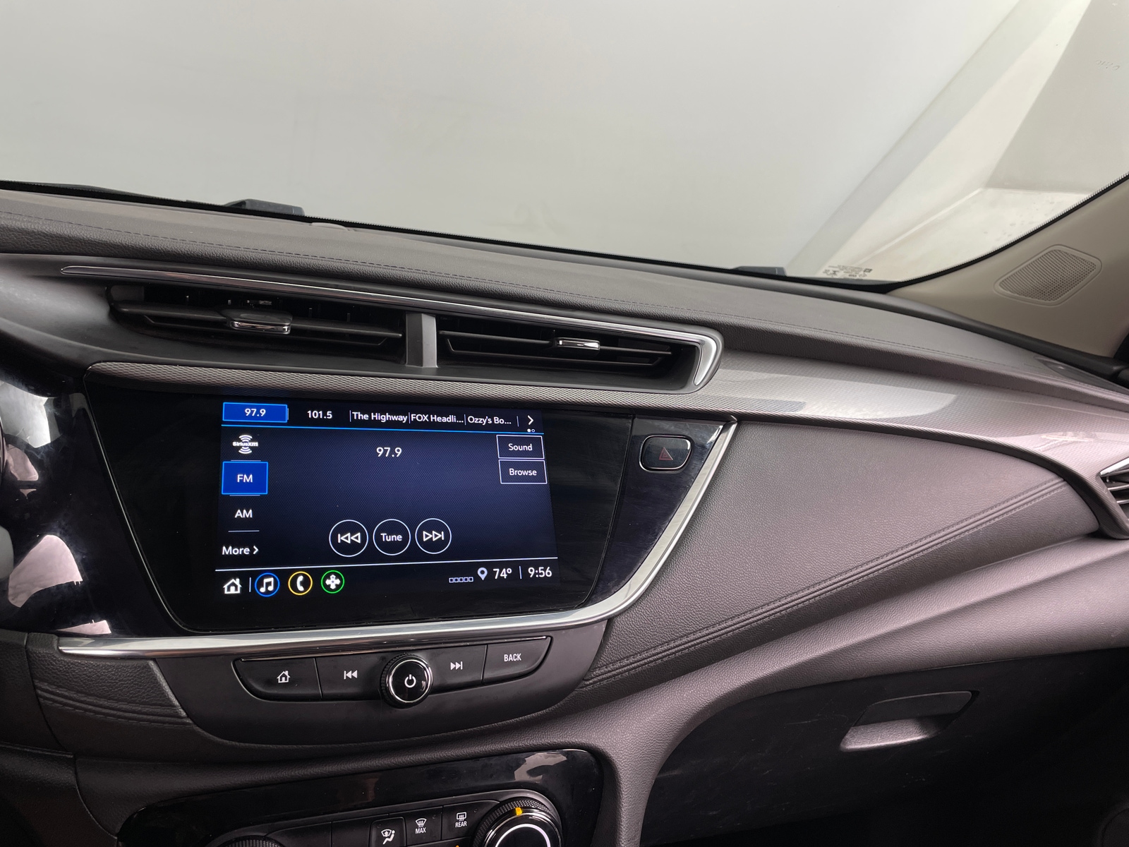 Thumbnail: 2023 Buick Encore GX - 3