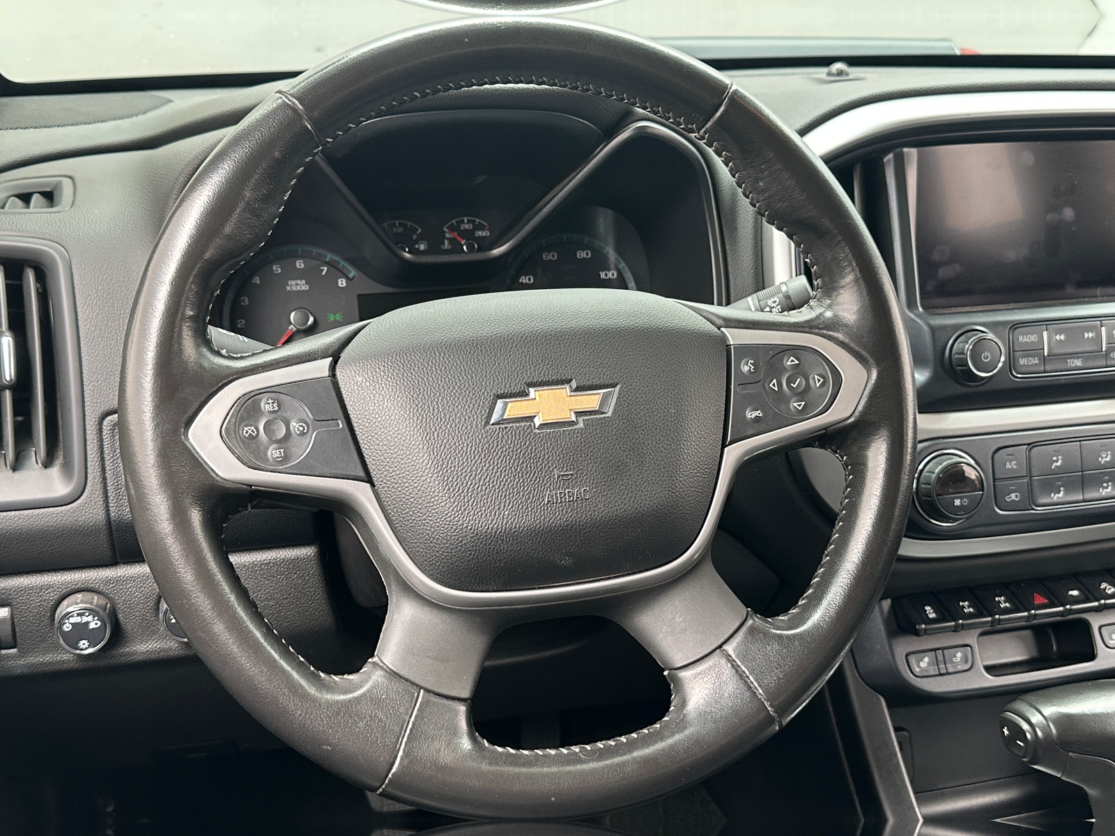 Thumbnail: 2018 Chevrolet Colorado - 4