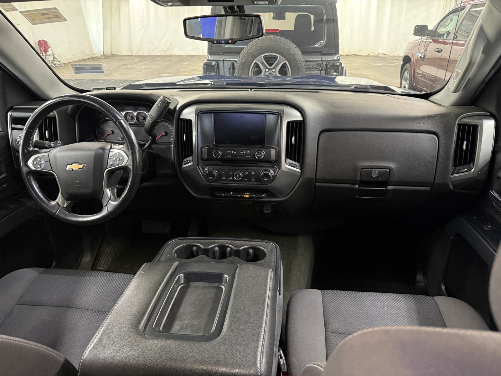 Thumbnail: 2017 Chevrolet Silverado 1500 - 3