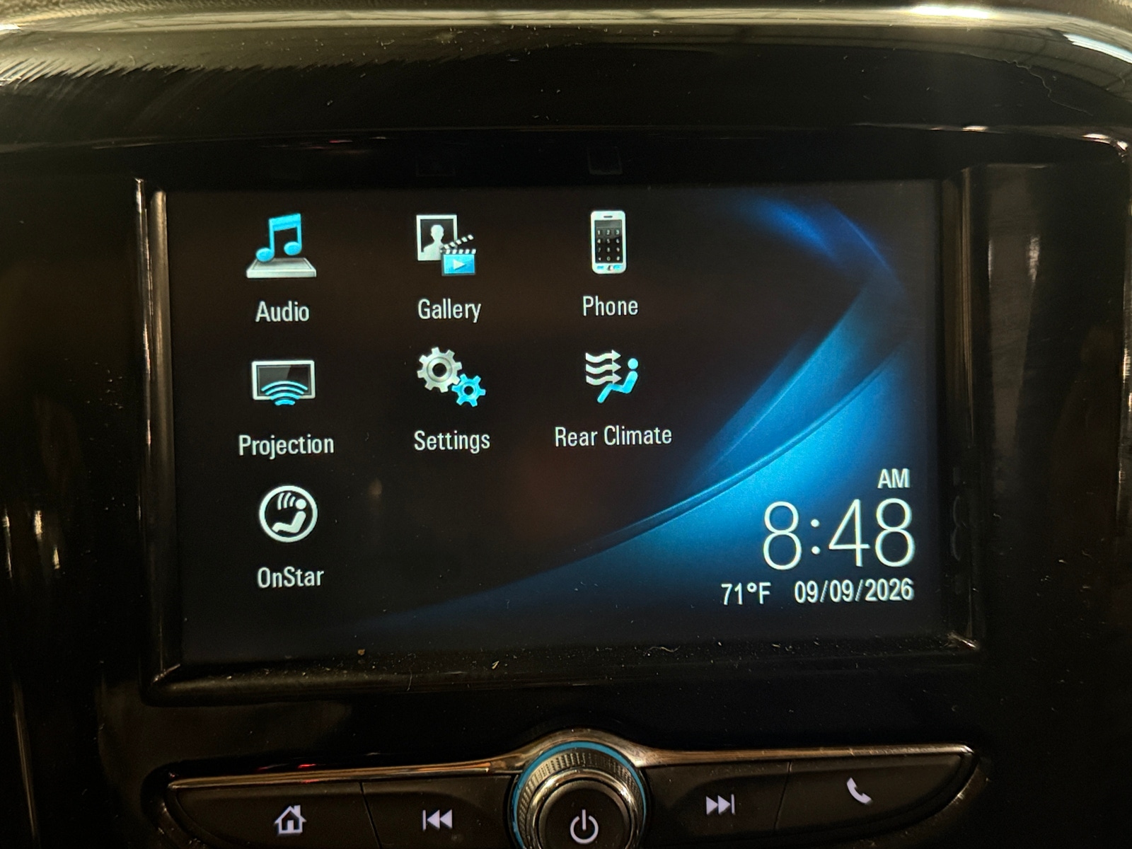 Thumbnail: 2019 Chevrolet Traverse - 4