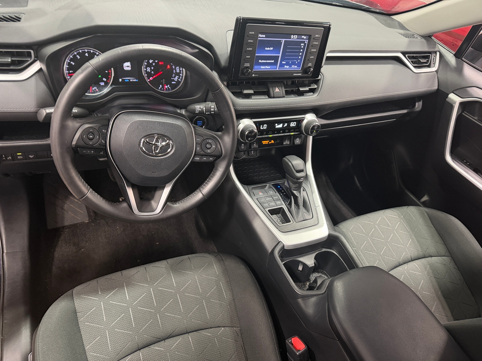 Thumbnail: 2020 Toyota RAV4 - 3