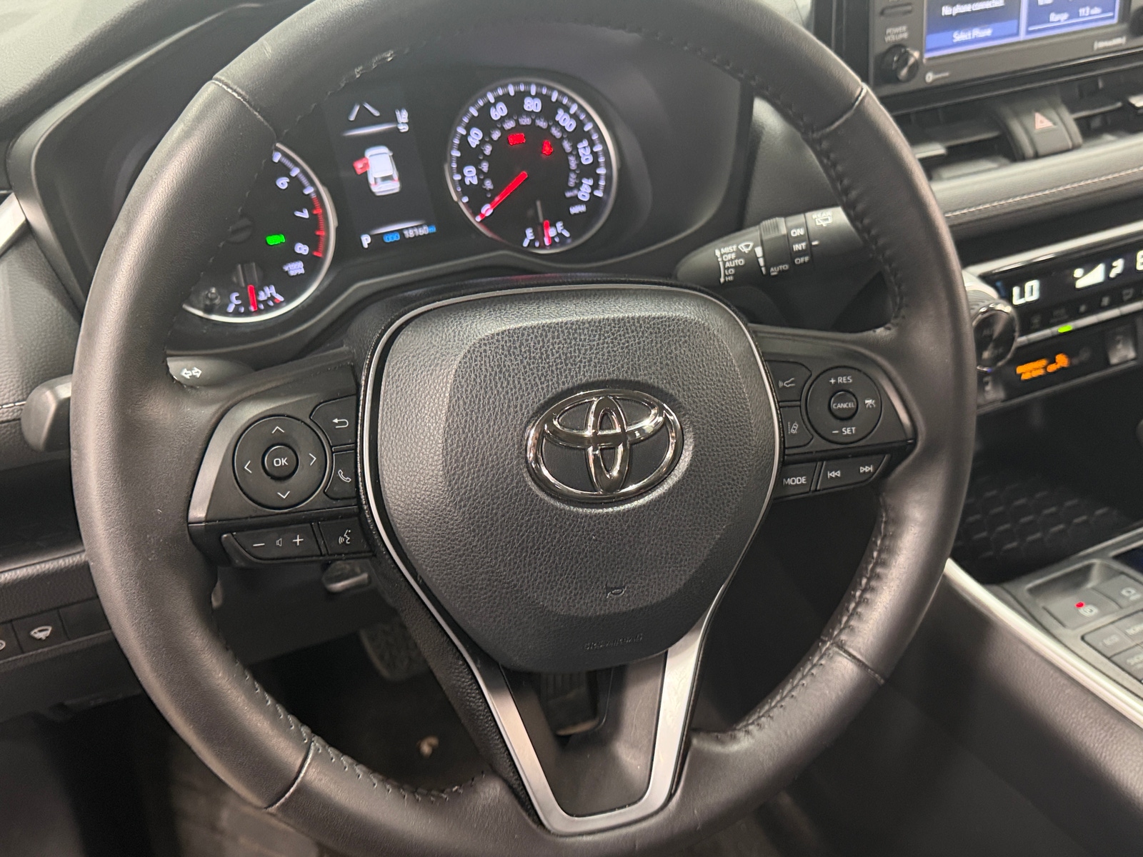 Thumbnail: 2020 Toyota RAV4 - 5