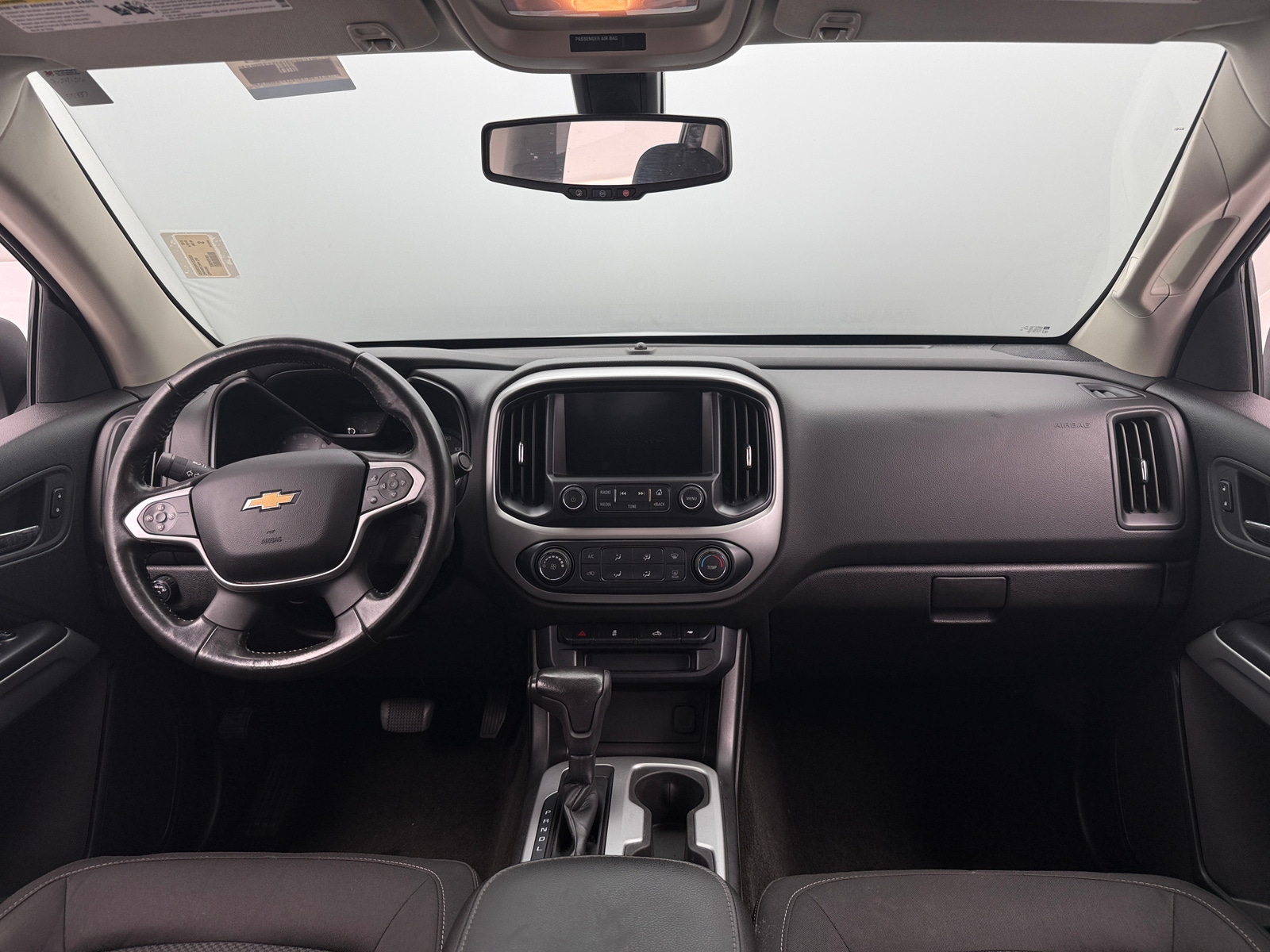 Thumbnail: 2018 Chevrolet Colorado - 3