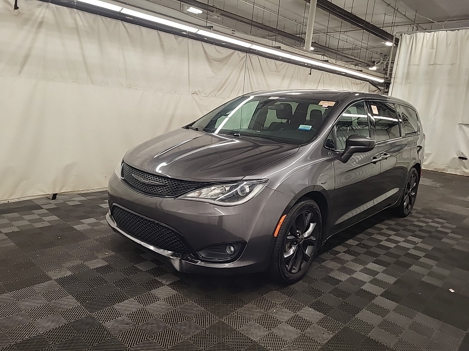 2018 Chrysler Pacifica Touring Plus