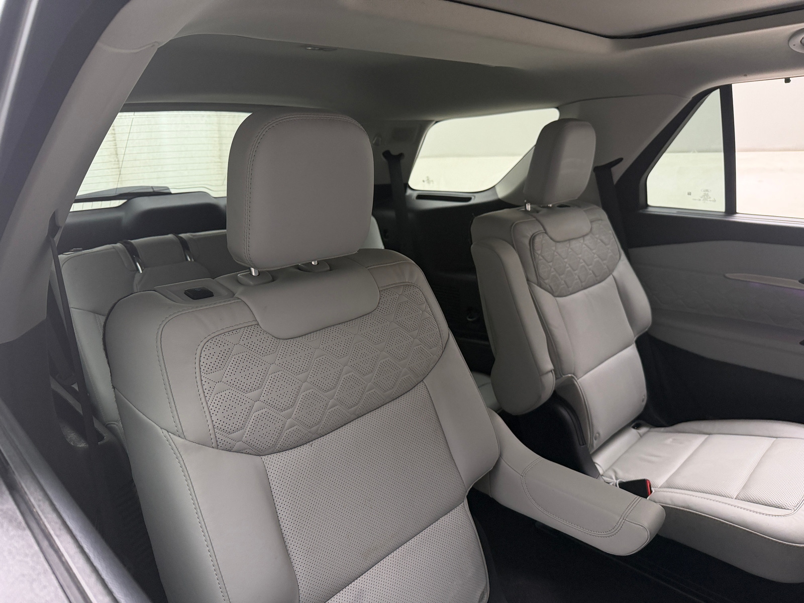 Thumbnail: 2025 Ford Explorer - 5