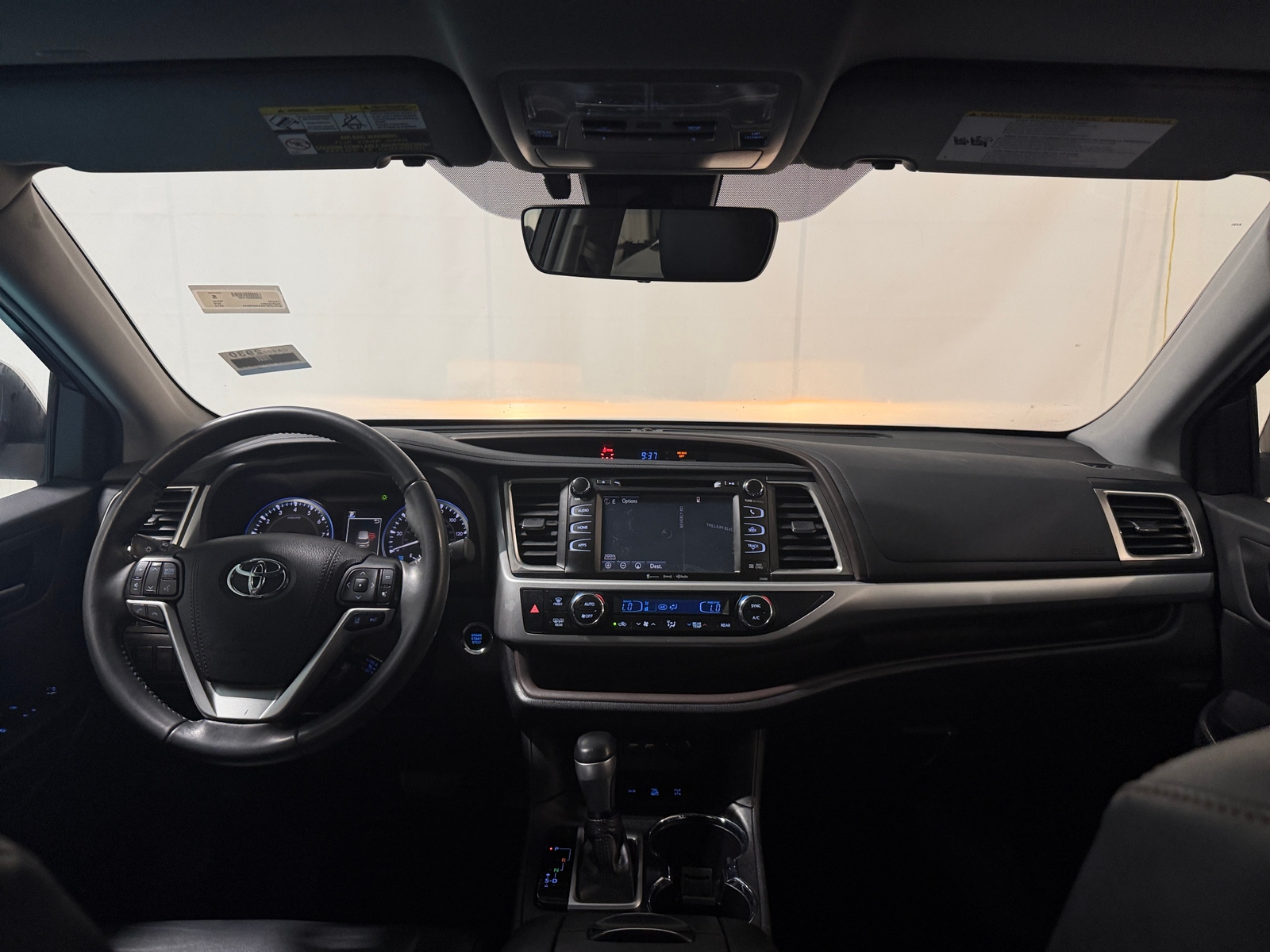 Thumbnail: 2019 Toyota Highlander - 2