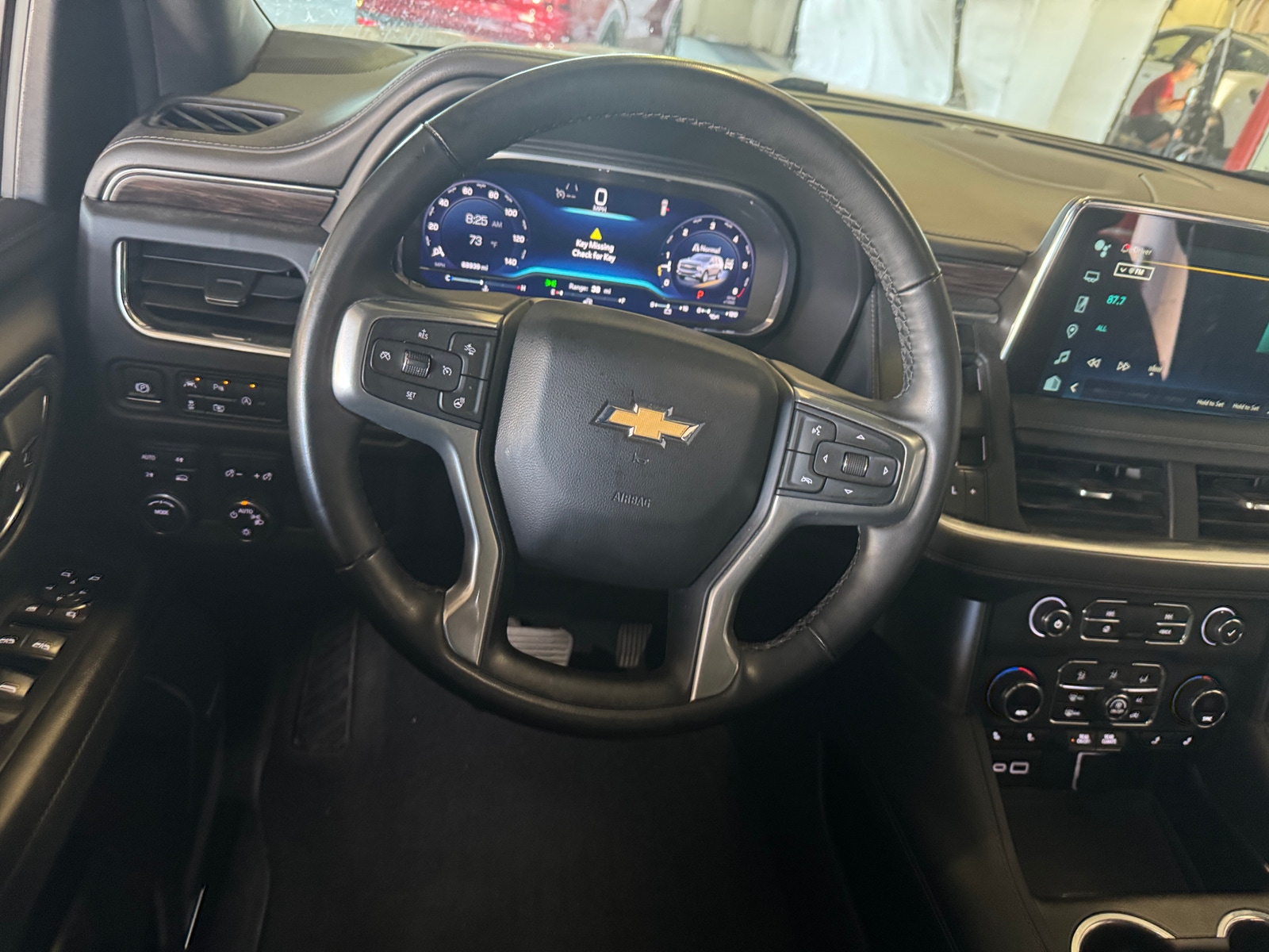 Thumbnail: 2023 Chevrolet Tahoe - 4