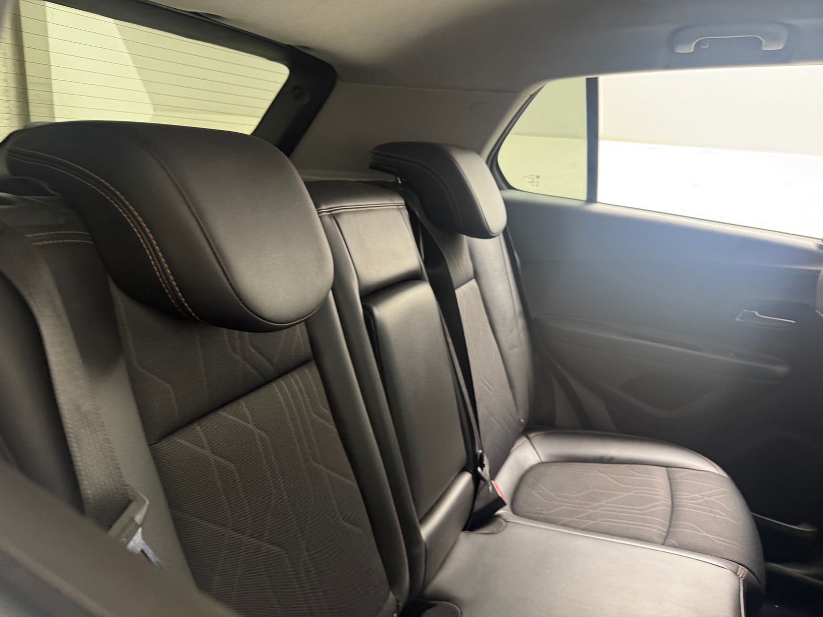Thumbnail: 2017 Chevrolet Trax - 5