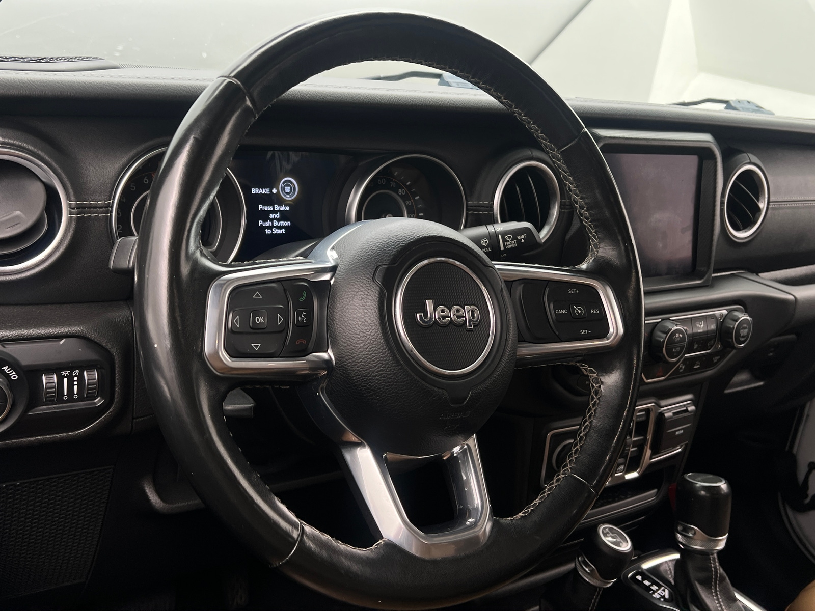 Thumbnail: 2021 Jeep Gladiator - 4