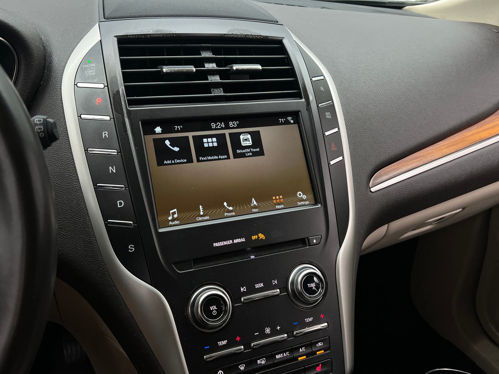 Thumbnail: 2018 Lincoln MKC - 3