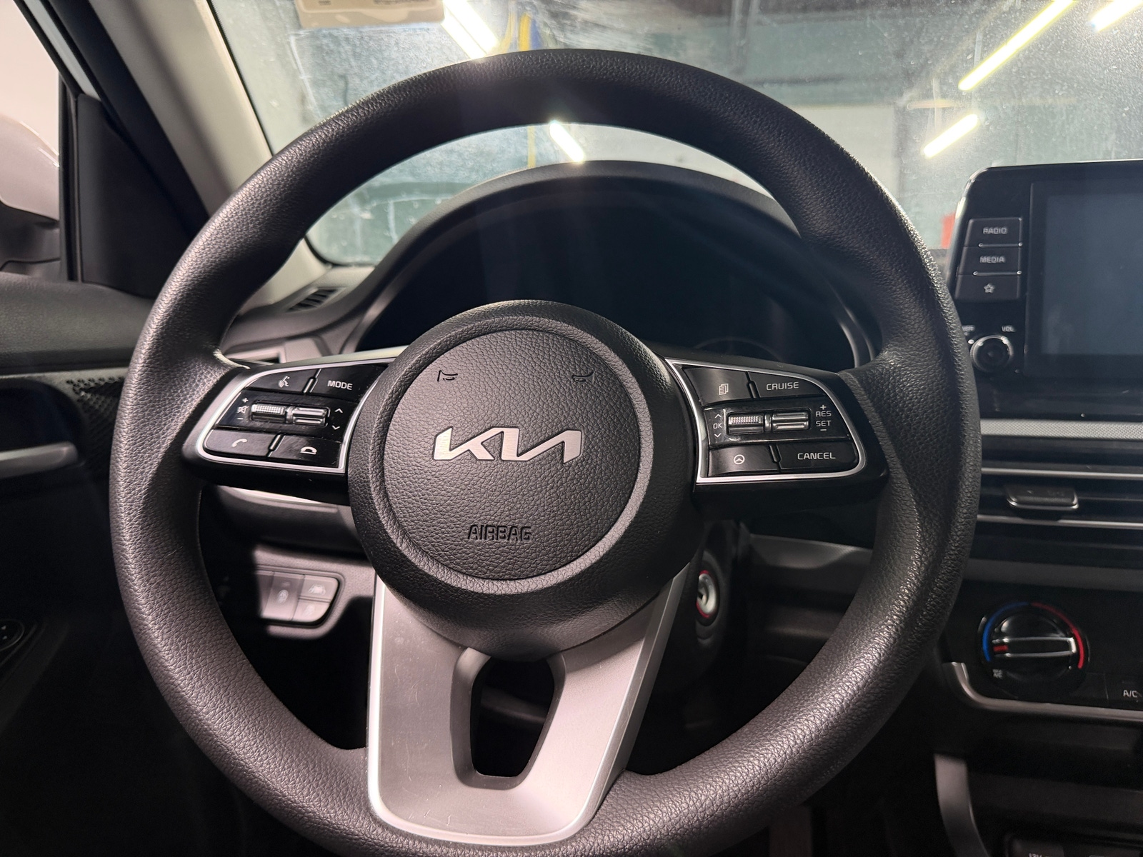 Thumbnail: 2022 Kia Seltos - 5