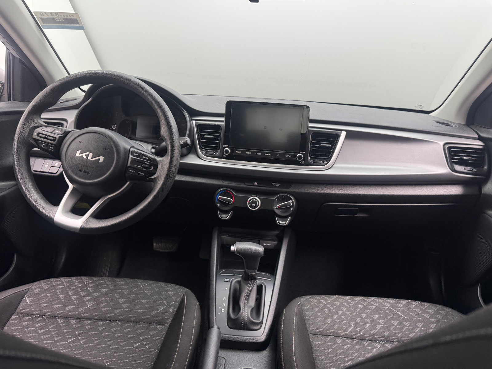 Thumbnail: 2023 Kia Rio - 3