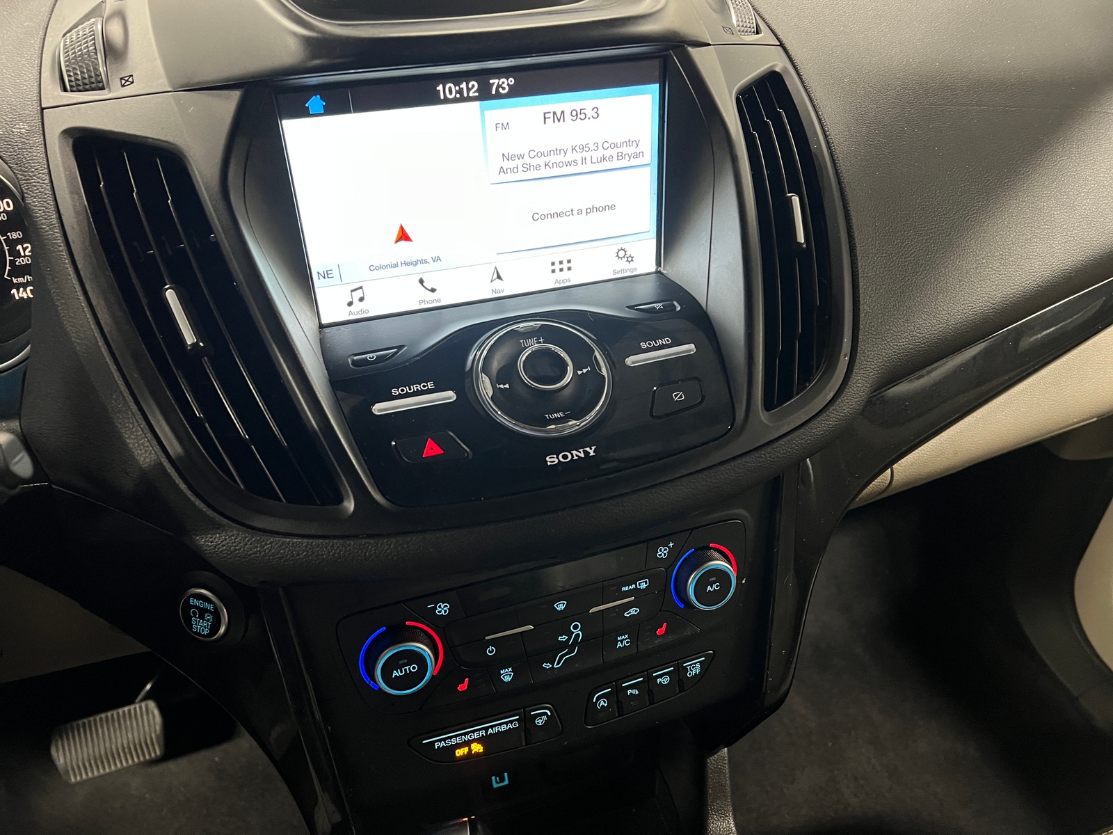 Thumbnail: 2019 Ford Escape - 3