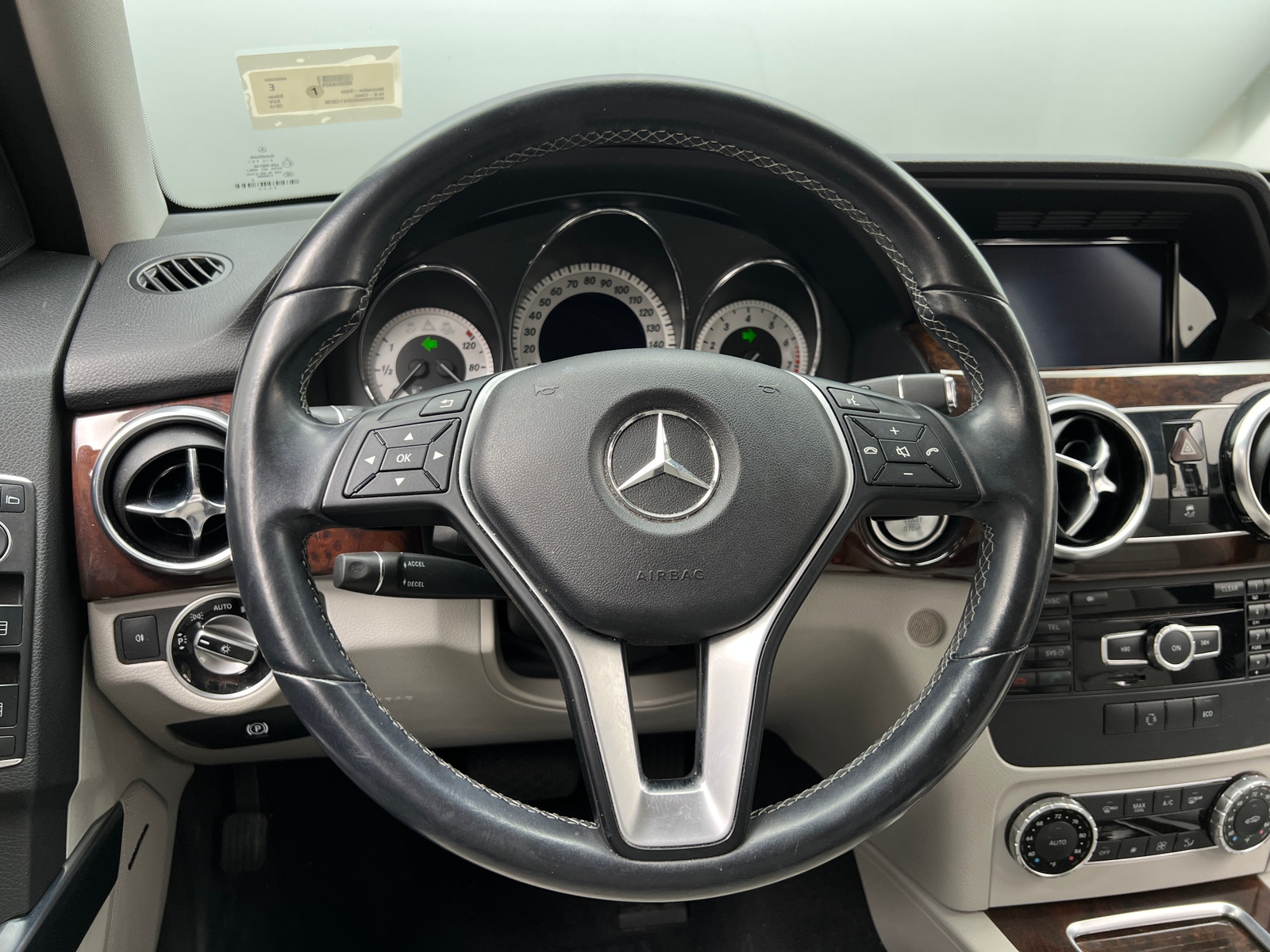 Thumbnail: 2013 Mercedes-Benz GLK - 4