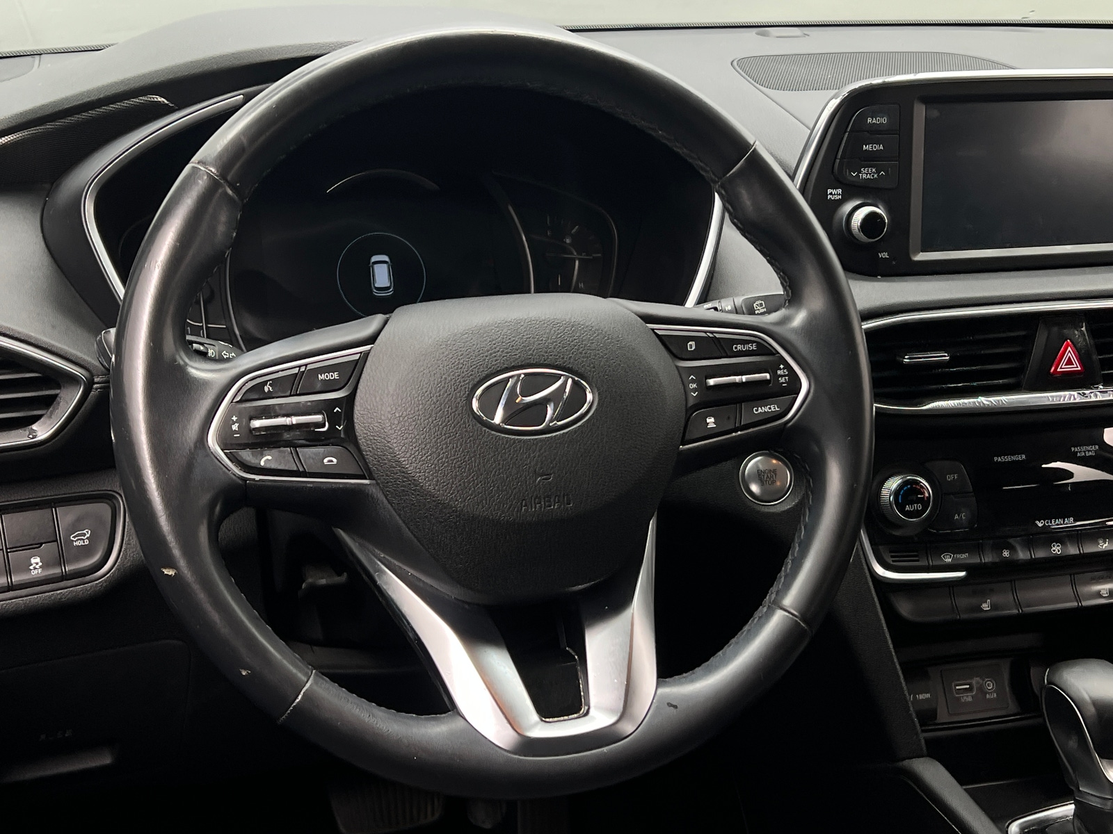 Thumbnail: 2019 Hyundai Santa Fe - 5