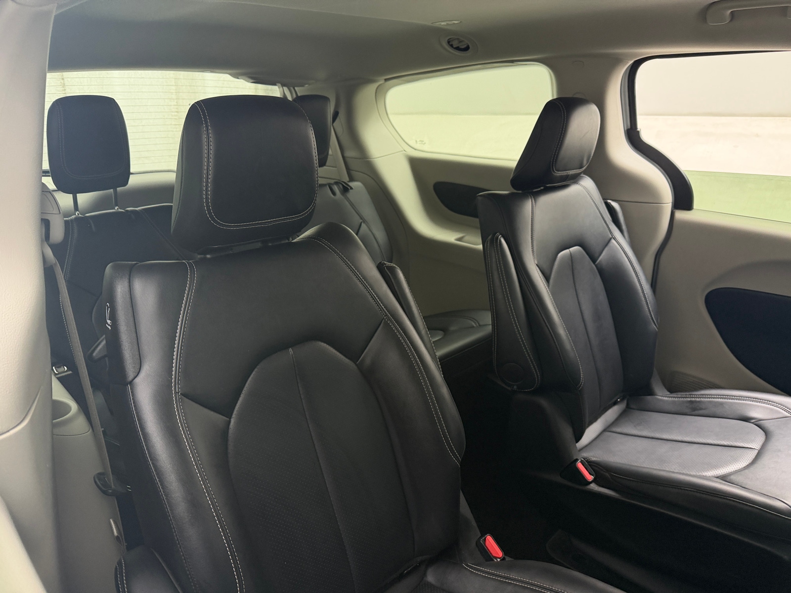 Thumbnail: 2024 Chrysler Pacifica - 5