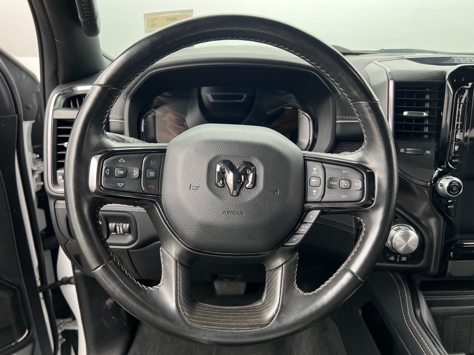 Thumbnail: 2023 RAM 1500 - 4