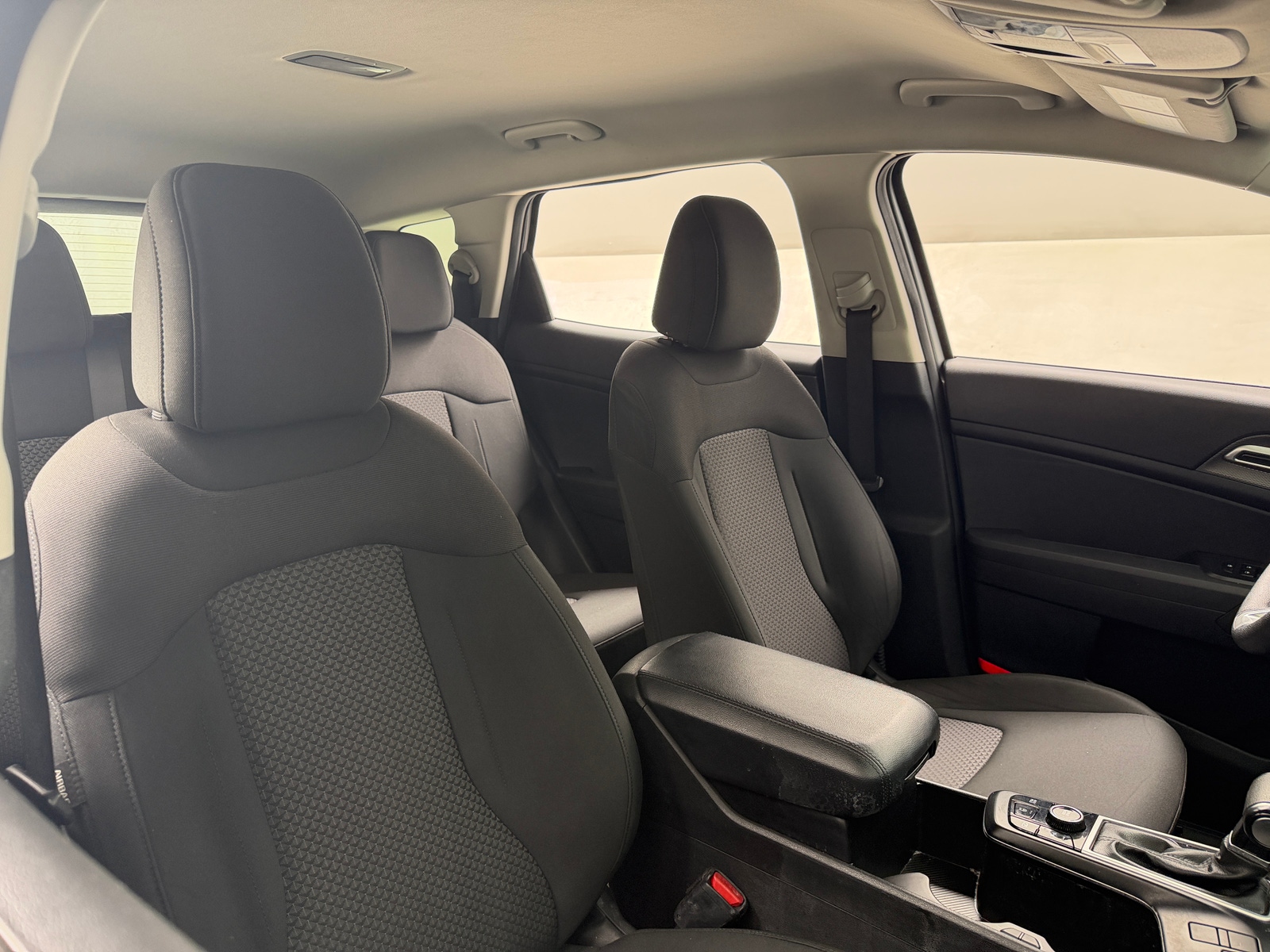 Thumbnail: 2023 Kia Sportage - 2