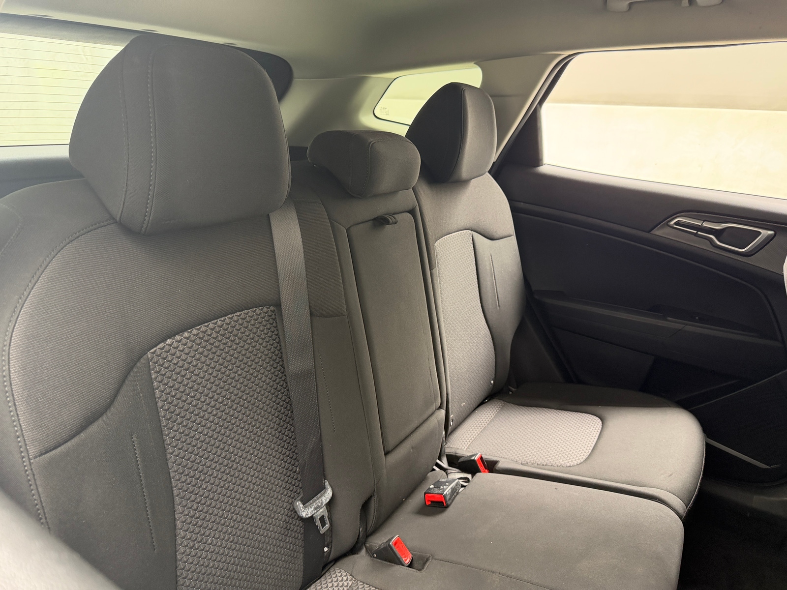 Thumbnail: 2023 Kia Sportage - 6