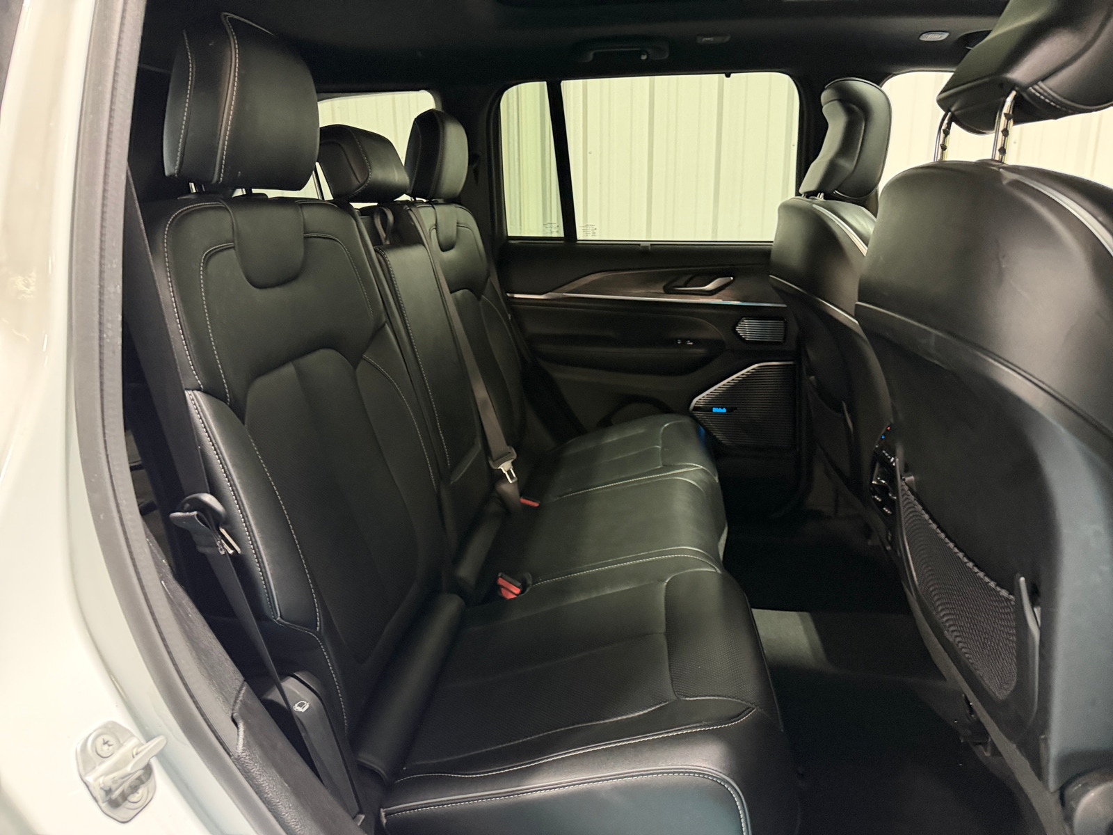 Thumbnail: 2023 Jeep Grand Cherokee - 5