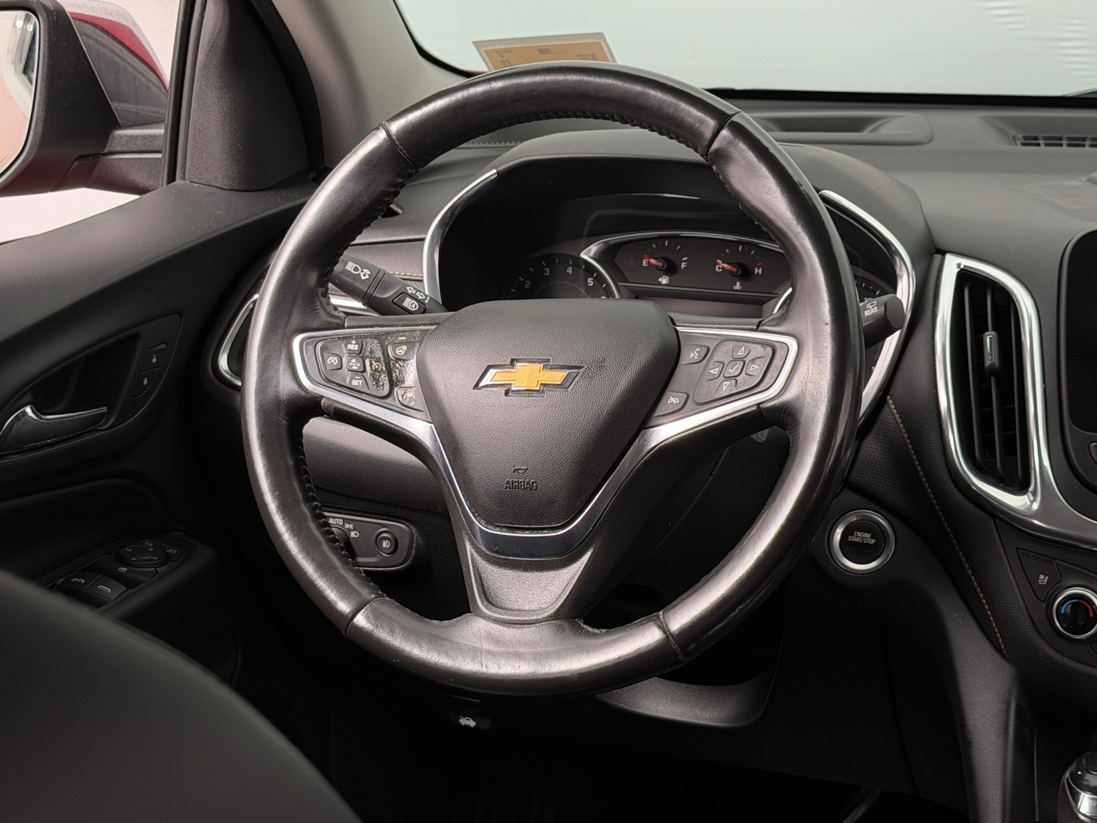 Thumbnail: 2018 Chevrolet Equinox - 4