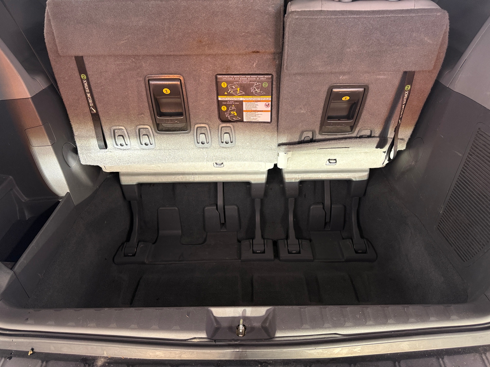 Thumbnail: 2020 Toyota Sienna - 6