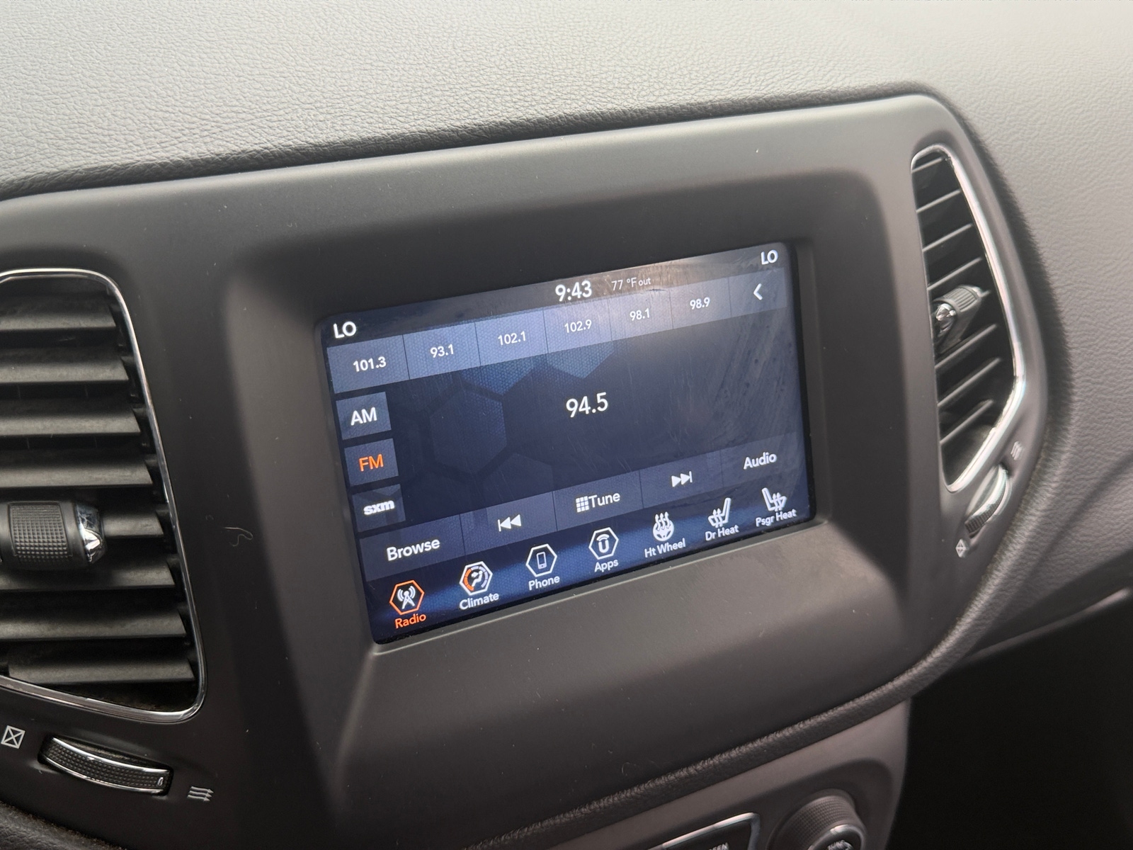 Thumbnail: 2019 Jeep Compass - 4