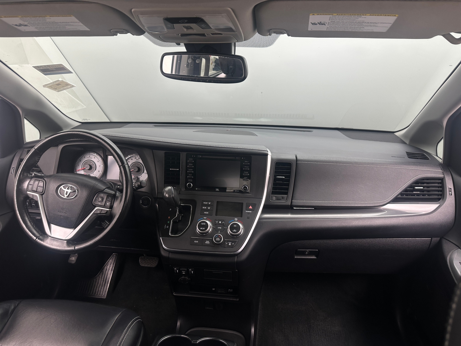 Thumbnail: 2019 Toyota Sienna - 2
