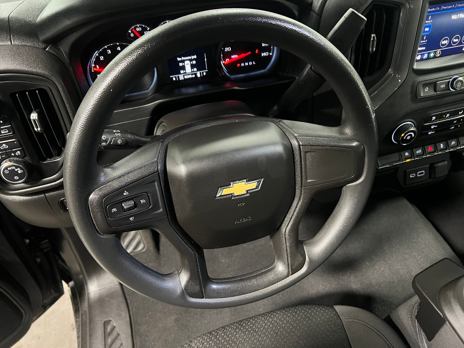 Thumbnail: 2021 Chevrolet Silverado 1500 - 5