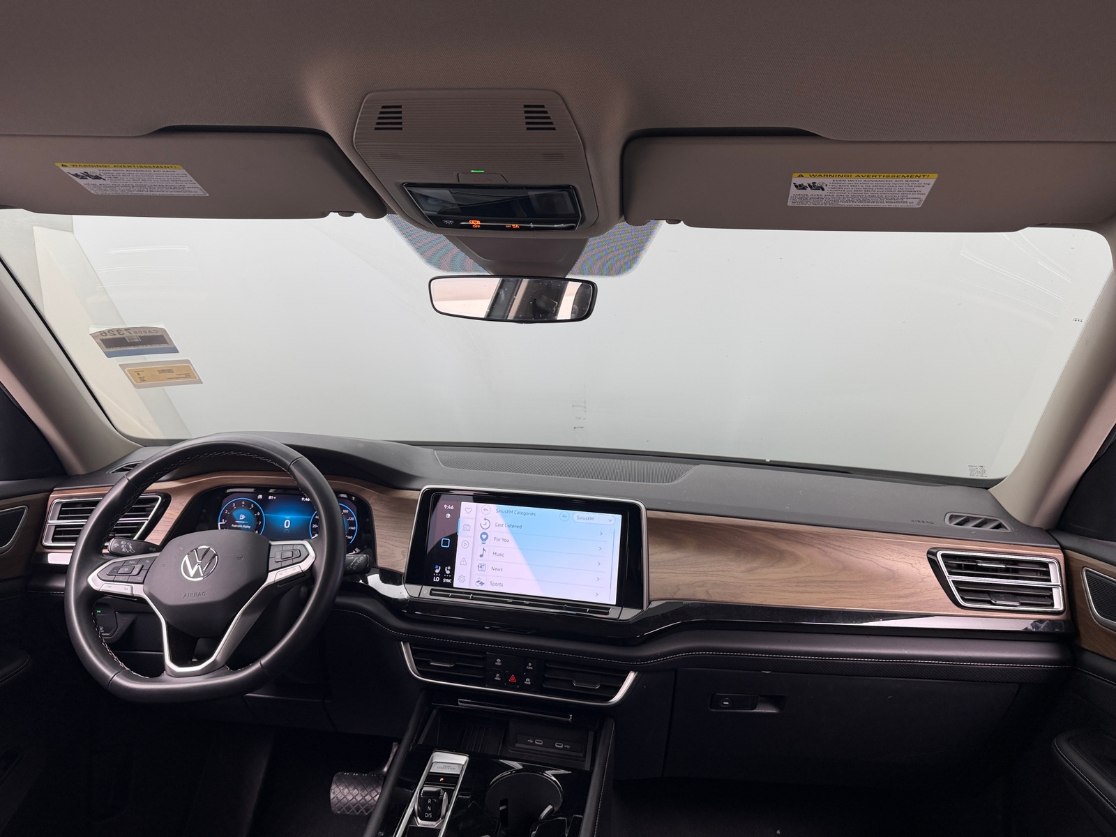 Thumbnail: 2025 Volkswagen Atlas - 3