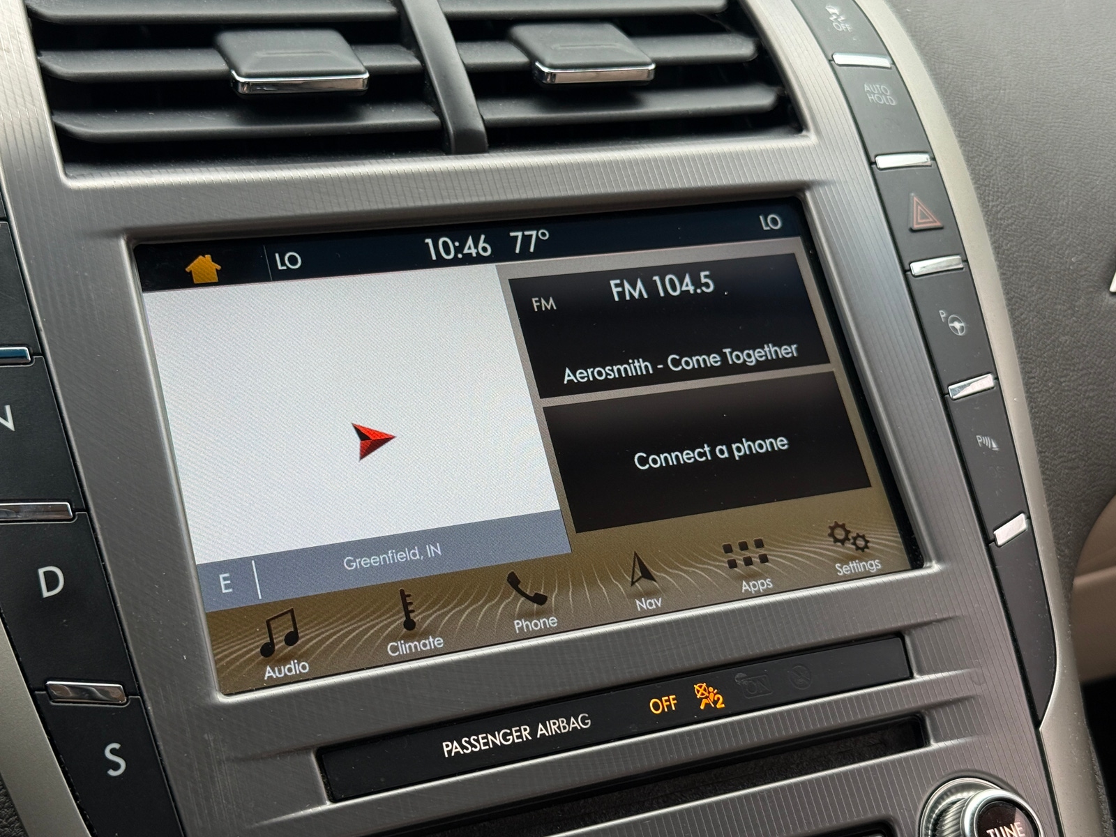 Thumbnail: 2017 Lincoln MKZ - 3