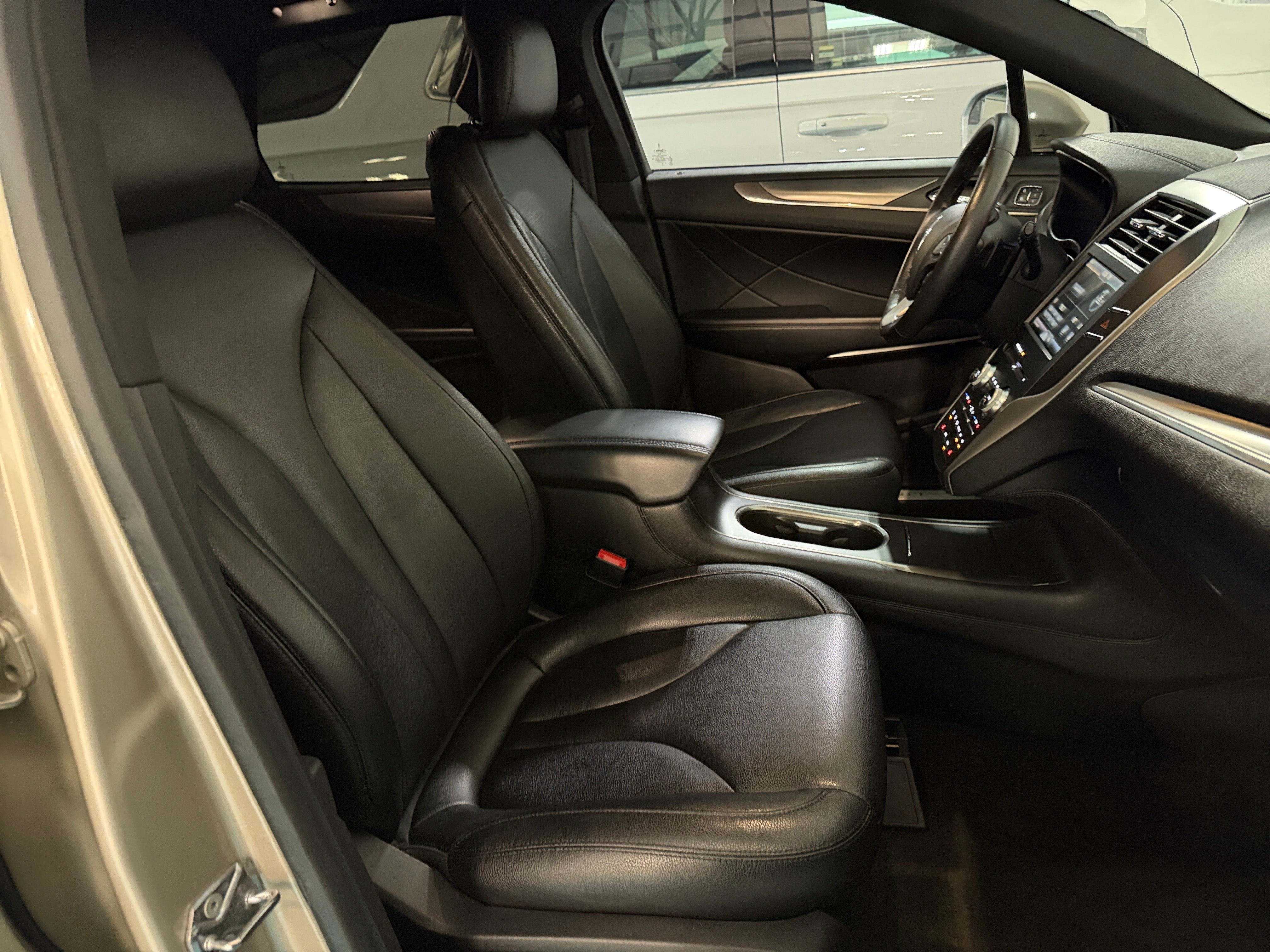 2015 Lincoln MKC Base