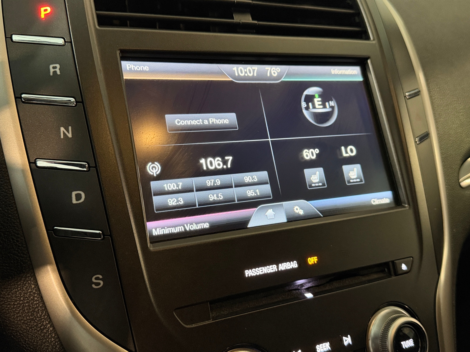 Thumbnail: 2015 Lincoln MKC - 3
