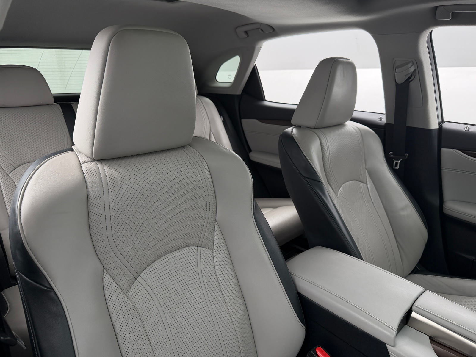 Thumbnail: 2016 Lexus RX - 2