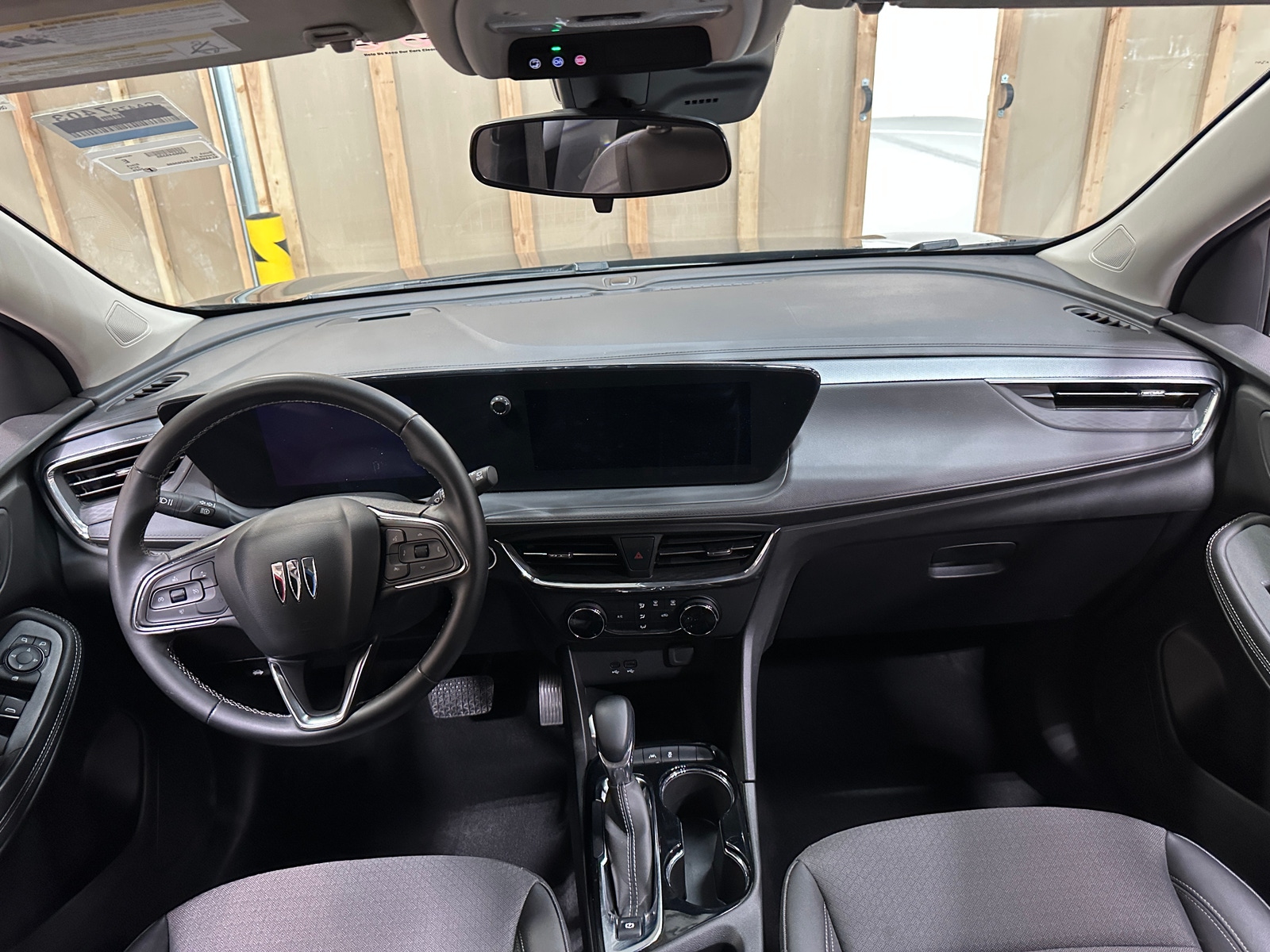 Thumbnail: 2025 Buick Encore GX - 2