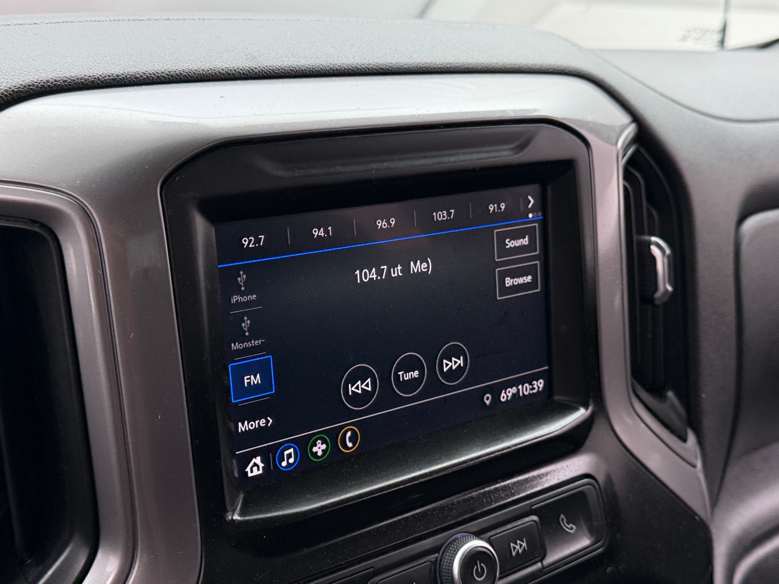 Thumbnail: 2021 Chevrolet Silverado 1500 - 4