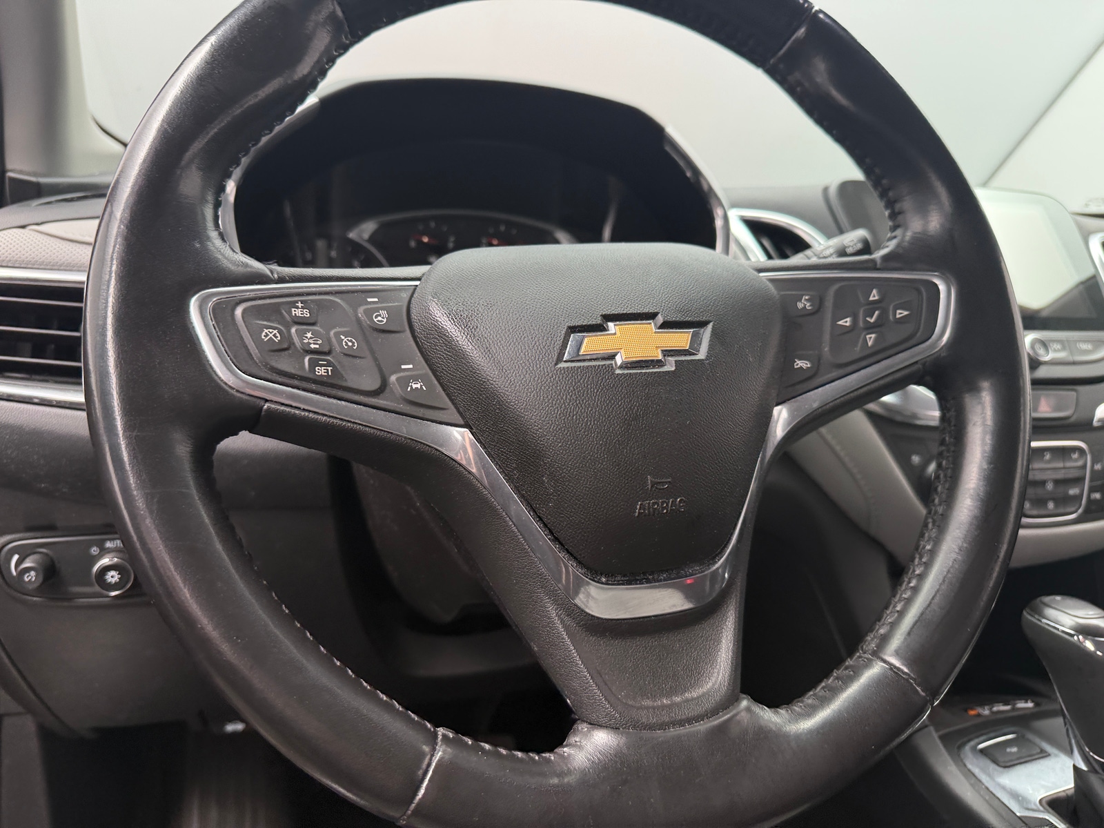 Thumbnail: 2020 Chevrolet Equinox - 4