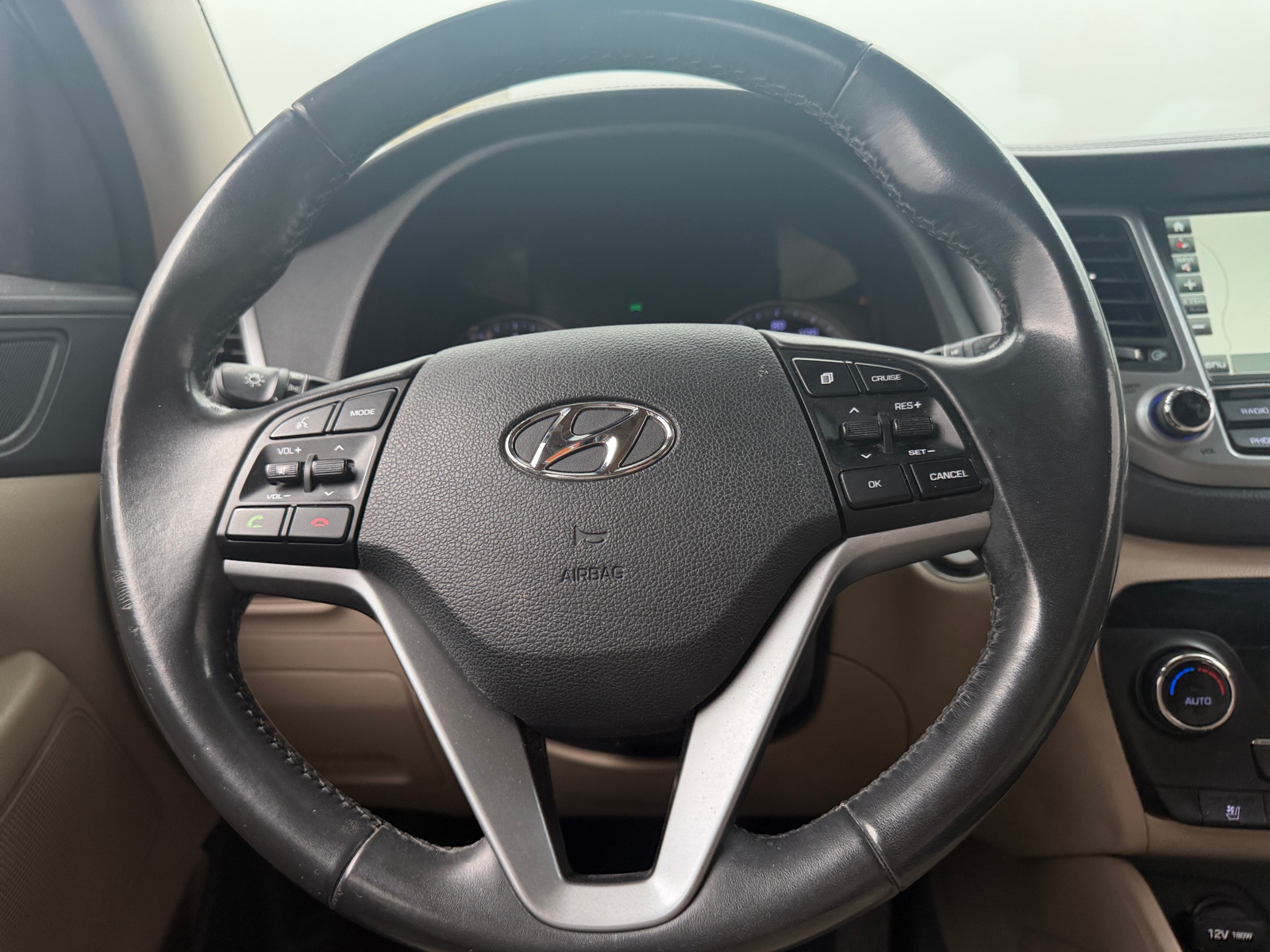 Thumbnail: 2016 Hyundai Tucson - 5