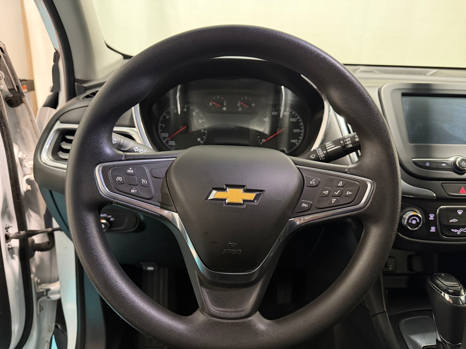 Thumbnail: 2018 Chevrolet Equinox - 5