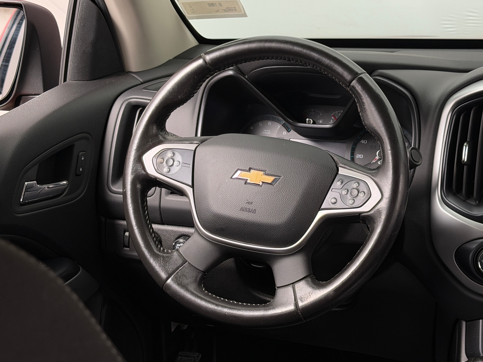 Thumbnail: 2020 Chevrolet Colorado - 5