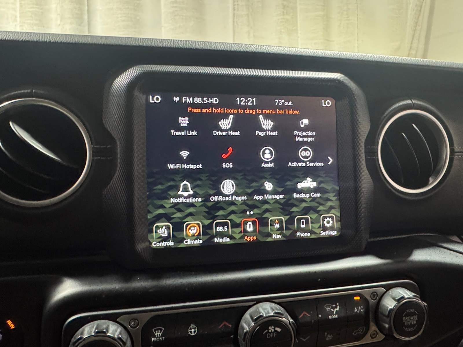 Thumbnail: 2022 Jeep Gladiator - 3