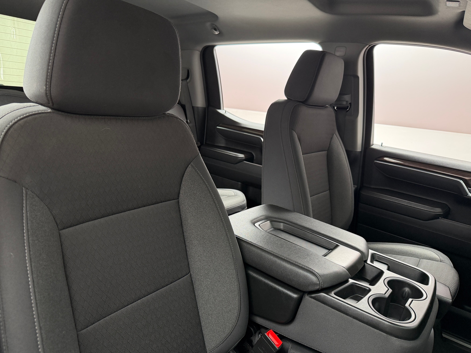 Thumbnail: 2025 Chevrolet Silverado 1500 - 2
