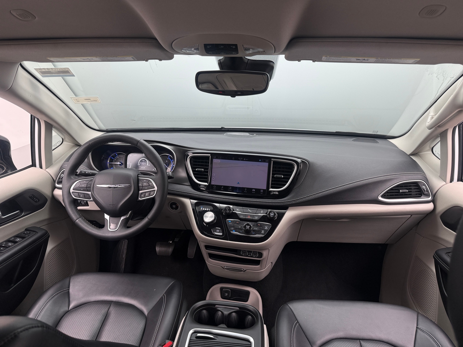 Thumbnail: 2024 Chrysler Pacifica - 2